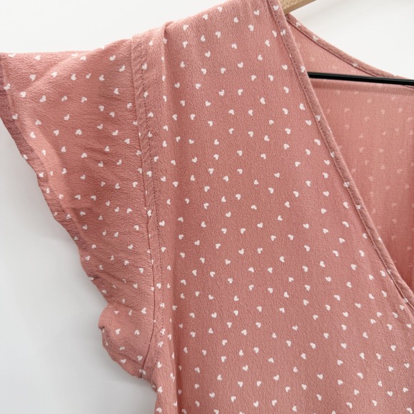 Rails Bretton Rosewood Mini Hearts Flutter Sleeve Top in Pink Size Small - Picture 7 of 11